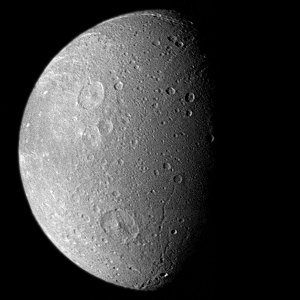 Dione, mne till Saturnus